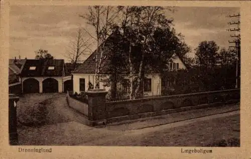 Ak Dronninglund Dänemark, Haus, Straße