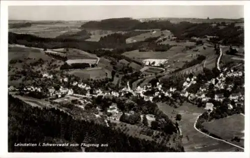 Ak Leinstetten Dornhan im Schwarzwald, Luftaufnahme von  Schwarzwald, Landschaft mit Fluss