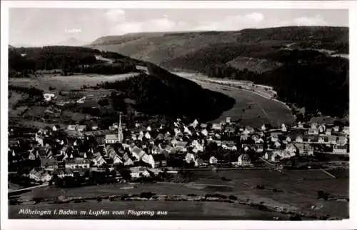 Ak Möhringen in Baden Tuttlingen, Luftaufnahme von Möhringen, Lupfen, Stadtansicht, Fluss