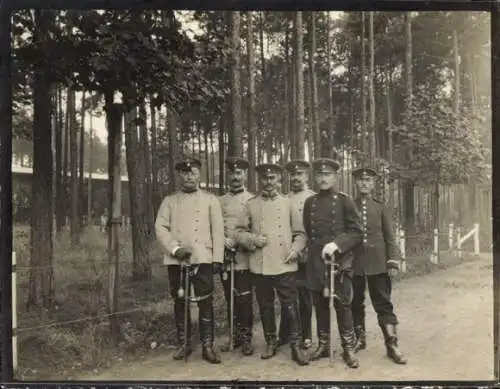 Foto Truppenübungsplatz Zeithain, Deutsche Soldaten in Uniform, 1906