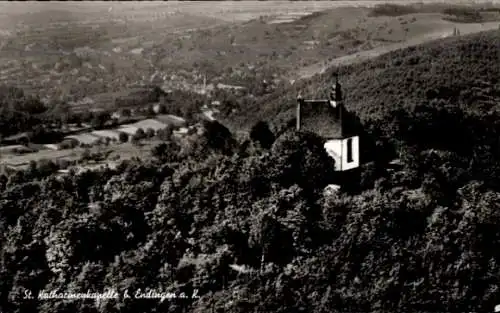 Ak Endingen am Kaiserstuhl, St. Katharinenkapelle, hügelige Landschaft, Baumkronen