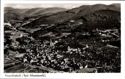 Ak Kappelrodeck im Schwarzwald, Panoramablick auf  schwarzwald, Dorfansicht, schwarz-weiß
