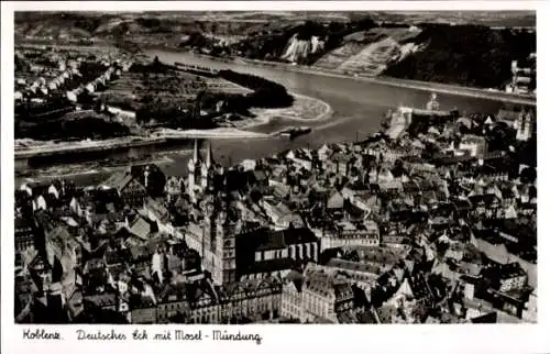 Ak Koblenz am Rhein, Luftaufnahme, Deutsches Eck, Mosel-Mündung, Stadtansicht
