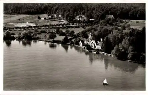 Ak Konstanz am Bodensee, Landschaft mit Schloss, Wasser, Segelboot, Wald, 1950er Jahre