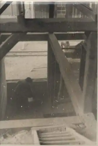 Original Foto Berlin Tiergarten, Hochbahnhof, Schleswiges Ufer, um 1946, ca. 13 x 17 cm