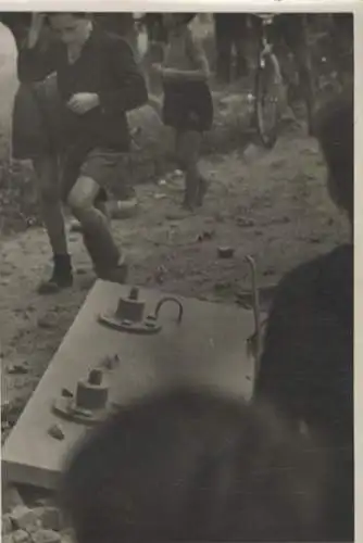 Original Foto Berlin Tiergarten, Zoobunker, Sprengung, um 1945/46, ca. 13 x 17 cm