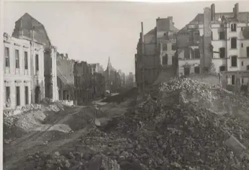 Original Foto Berlin Kreuzberg, Hollmannstraße, zerstörte Häuser, um 1945/46, ca. 13 x 17 cm