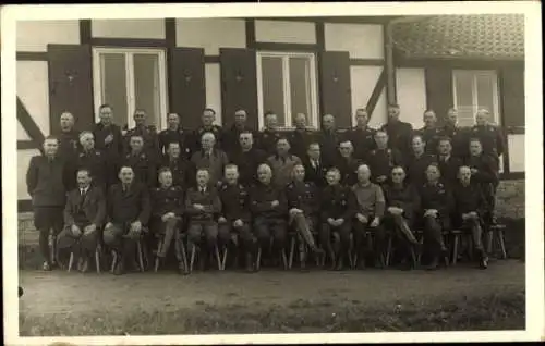 Foto Ak Gruppenbild Förster und Jäger