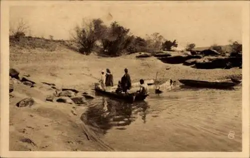 Ak Bamako Mali, Pirogue sur le Niger