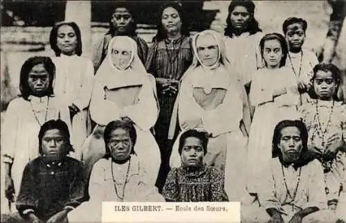 Iles Gilbert Gilbertinseln Kiribati, Ecole des Soeurs, portrait de groupe