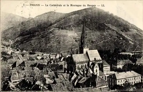 Ak Thann Elsass Haut Rhin, La Cathédrale, Montagne du Rangen,  Stadtansicht