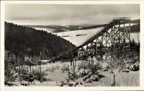 Ak Altenfeld Großbreitenbach in Thüringen, Wintersportplatz, Sprungschanze, schneebedeckte Landsc
