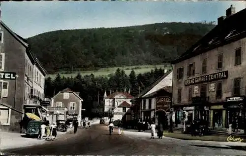 Ak Pont de Roide Doubs, Place centrale