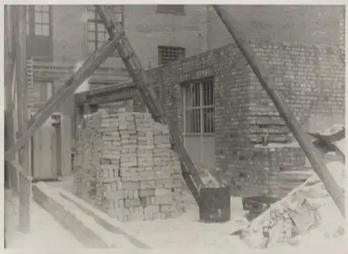 Original Foto Berlin Kreuzberg, Naunynstraße 3, um 1945/46, ca. 13 x 18 cm