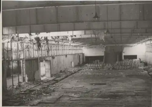 Original Foto Berlin Charlottenburg, Messehalle, Innenansicht, um 1945/46, ca. 13 x 18 cm