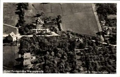 Ak Wernigerode im Harz, Fliegeraufnahme Hotel Fürstenhöhe