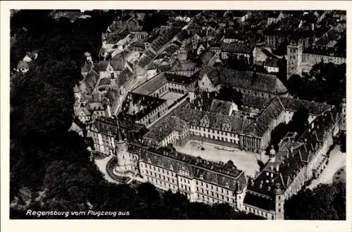 Ak Regensburg an der Donau Oberpfalz, Fliegeraufnahme