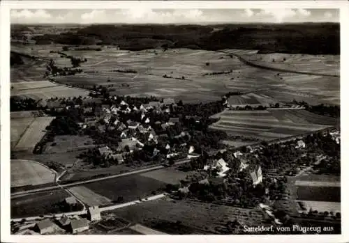 Ak Satteldorf in Württemberg, Luftaufnahme von  ländliche Umgebung, Häuseransicht