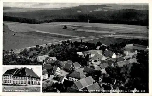 Ak Waldhausen Mönchengladbach am Niederrhein, Luftansicht von  Gasthaus zur schwarzen RoB, ländli
