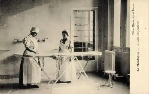 Ak Paris, La Montagne, Salle d'Opérations