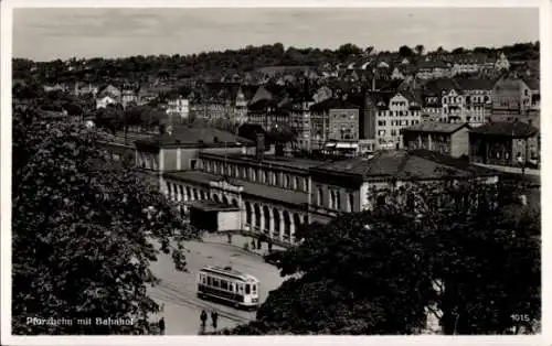 Ak Pforzheim im Schwarzwald, Gesamtansicht, Bahnhof