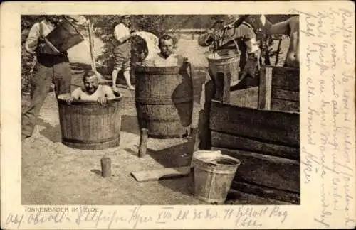 Ak Tonnenbäder im Felde, Soldaten, I WK