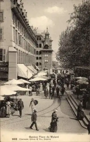 Ak Genf Stadt Schweiz, Platz Molard, historische Straßenszene, viele Passanten, Cafés, Bäume, ...