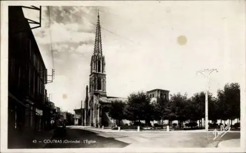 Ak Coutras Gironde, Kirche