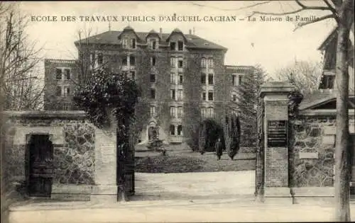 Ak Arcueil Cachan Val de Marne, Ecole des Travaux Publics, La Maison de Famille