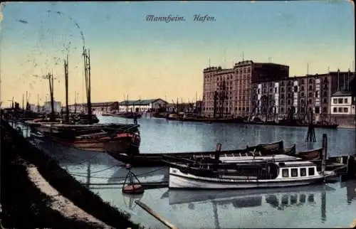 Ak Mannheim in Baden, Hafen, Schiffe, Gebäude, Wasser, schöner Blick