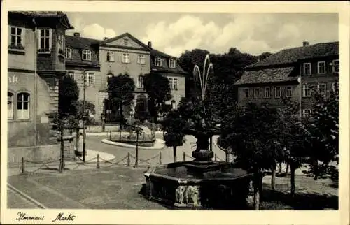 Ak Ilmenau in Thüringen, Marktplatz, Brunnen, Bäume,  Gebäude
