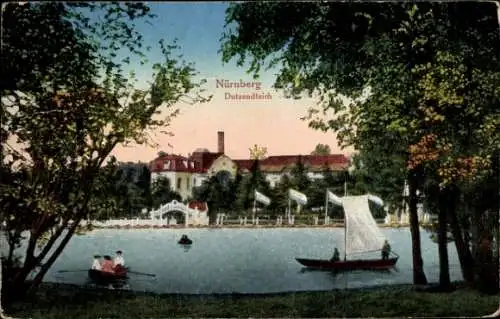 Ak Dutzendteich Nürnberg in Mittelfranken Bayern, Historisches Gebäude, Dutzendteich, Boote auf d