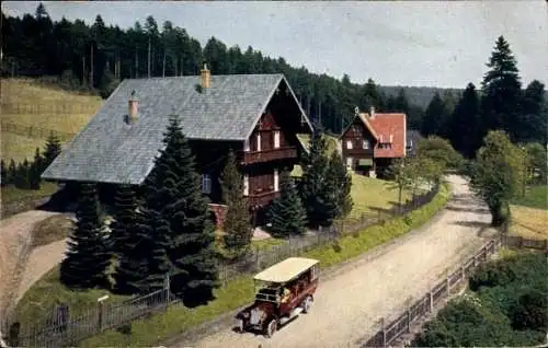 Ak Kaltenbronn Gernsbach im Murgtal, Auto vor Holzhaus