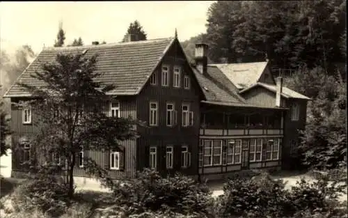 Ak Treseburg Thale im Harz, Haus Wildstein, FDGB-Erholungsheim, Schwarz-Weiß-Foto