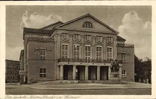 Ak Weimar in Thüringen, deutsches Nationaltheater