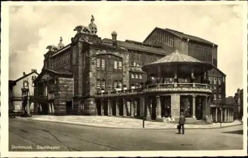 Ak Dortmund im Ruhrgebiet, Stadttheater  beeindruckende Architektur,  Bauten