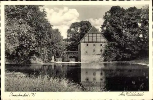 Ak Drensteinfurt in Westfalen, Historisches Gebäude, Mühlenteich, Spiegelung im Wasser