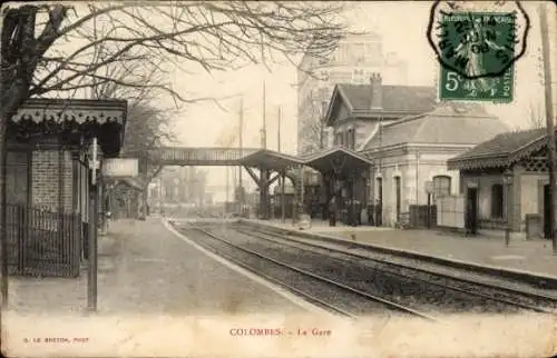 Ak Colombes Hauts de Seine, Bahnhof Gleisseite