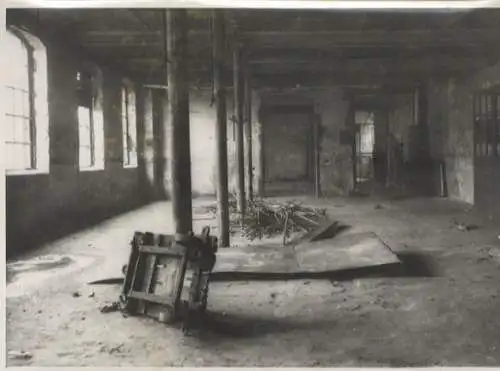 Original Foto Berlin Schöneberg, Monumentenstraße 33/34, Schlosserei, um 1945/46, ca. 13 x 18 cm