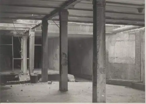 Original Foto Berlin Schöneberg, U-Bahnhof am Stadtpark Schöneberg, um 1945/46, ca. 13 x 18 cm