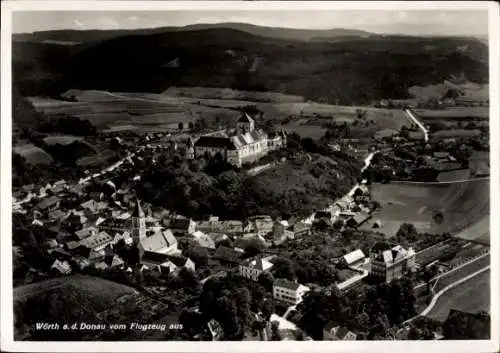 Ak Wörth an der Donau Oberpfalz Bayern, Landschaft mit Wörther Schloss, viele Häuser, Felder, Wal