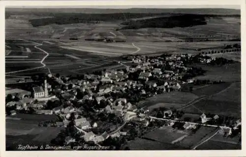 Ak Tapfheim an der Donau Schwaben, Luftaufnahme von Tapfheim, agrarisch geprägte Landschaft