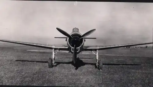 Foto Französisches Militärflugzeug Morane-Saulnier MS.472