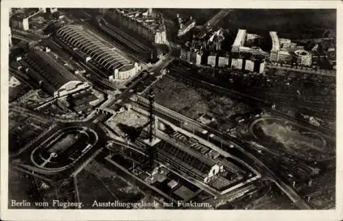 Ak Berlin Charlottenburg Westend, Ausstellungsgelände mit Funkturm, Fliegeraufnahme