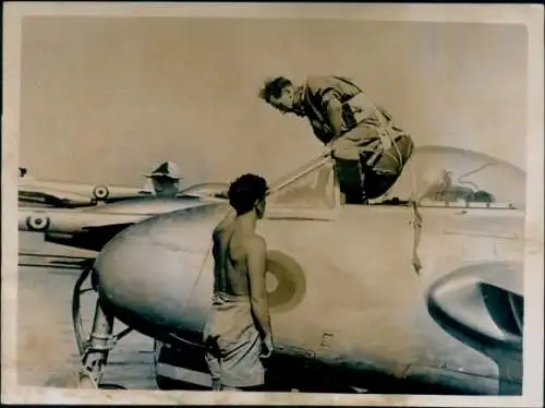 Foto Britisches Militärflugzeug De Havilland Vampir