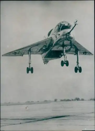 Foto Britisches Militärflugzeug, Short Brothers SC1