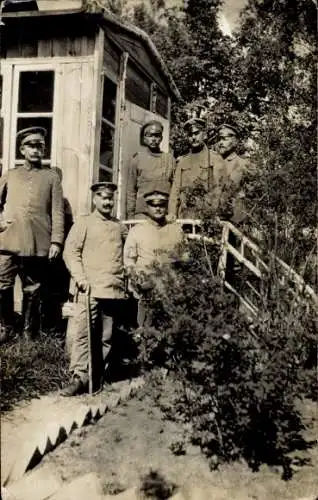 Foto Ak Valka Walk Livland Lettland, Kirchdorf-Klewenhof, Russischer Parlamentär
