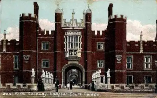 Ak Hampton Richmond upon Thames London England, West Front Gateway
