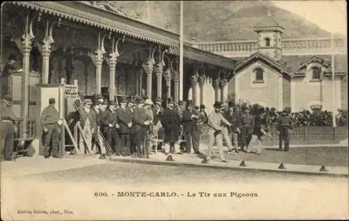 Ak Monte Carlo Monaco, Le Tir aux Pigeons, historische Architektur, Menschen in Anzügen
