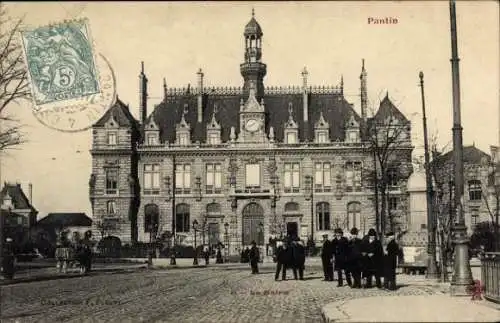 Ak Pantin Seine Saint Denis, Rathaus,  Architektur, 5 Cent Briefmarke, Menschen in eleganter Klei